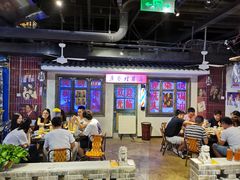 -马路牙子地桌烤肉(工体店)