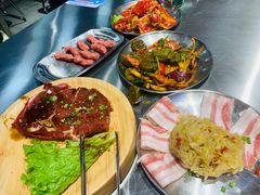 -马路牙子烧烤音乐酒馆(望京店)