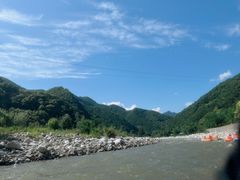 -秦岭峡谷漂流景区