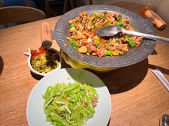 -聚鑫朋酸菜肥肠(文艺路口店)