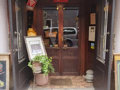 门面-古董花园(思南路42弄小区店)