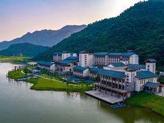 -宝晶宫旅游景区