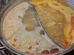-一席地·本地鸡窝·杭帮鸡火锅(萧山银隆百货店)