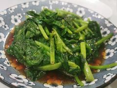 清炒豆苗-小实惠嘉(威海路店)