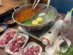 -天成·潮州牛肉脆肉鱼生蚝自助火锅