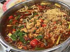 -牟记江湖重庆地标特色菜鱼蛋海鲜羊蝎子(巴南区黑金冠十多年好店)