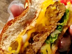 -HIGH FIVE哈福手工汉堡(桂林路店)