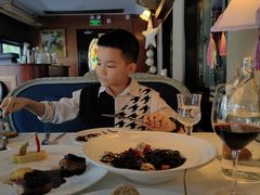 -火车头法国西餐厅