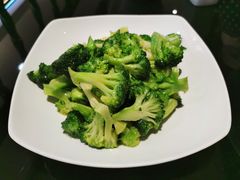 清炒西兰花-高第街56号餐厅(银座商城玉函店)
