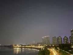 -南京眼步行桥