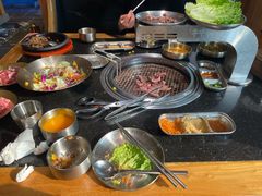 -韩烧牛中牛·甄选黑牛烤肉(黑金店)
