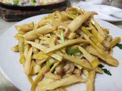 茶笋炒肉-华春餐馆(鱼山路店)