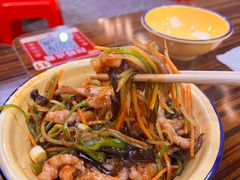 -山城欢现炒食堂(上海城店)