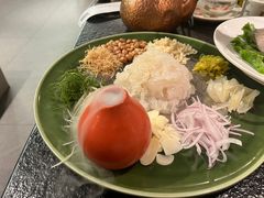 -得意咚瓜·顺德鱼生·冬瓜火锅(深圳首店)