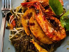 辣椒膏虎虾扎肉炒越南粉丝-CHINCHIN 青青·泰国料理(万象食家店)