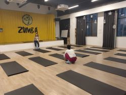 -静待花开瑜伽尊巴会馆