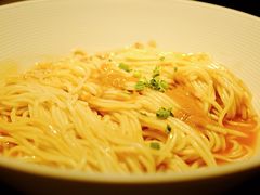 野荠菜鲜肉馄饨-南小馆(迪士尼小镇店)