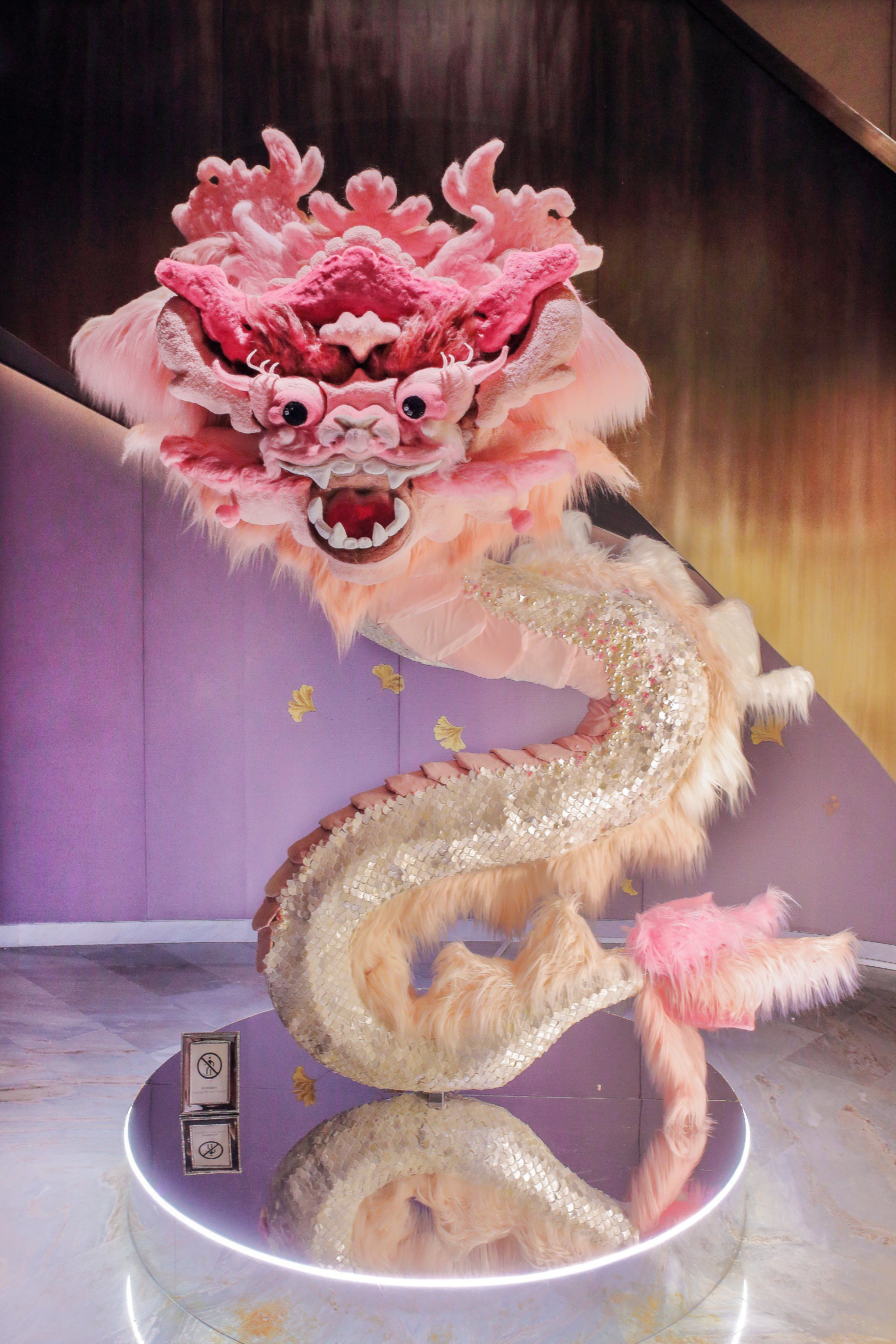 寻找帝都的年味⑩王府井华尔道夫酒店奶凶奶凶的粉色芭比龙