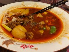沙湾大盘鸡-西域盛宴烧烤新疆菜清真餐厅(古美店)