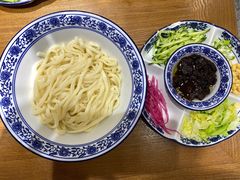 老北京炸酱面-咂摸(南锣鼓巷店)