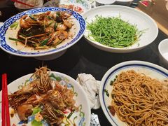 老头儿油爆河虾-老头儿油爆虾·知味杭州(爱琴海购物中心)