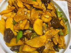 -九转小磨·非遗东北菜(群力店)