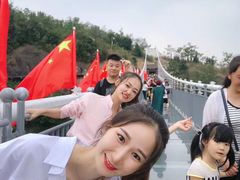 -玻璃桥景区石牛寨