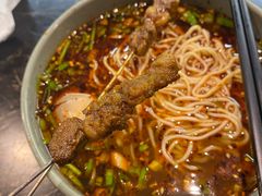 -臻老板牛肉面(光华路SOHO店)