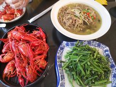 -老鄞江清水龙虾•赵赵家(江北店)