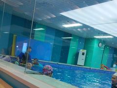 -Swim斯卫姆国际儿童游泳中心(红博中央公园店)