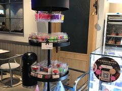 -巴黎贝甜(大宁国际商业广场店)