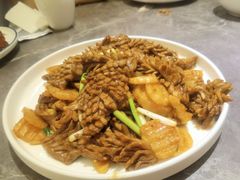 爆炒腰花-闫府私房菜·百年鲁菜(恒隆店)
