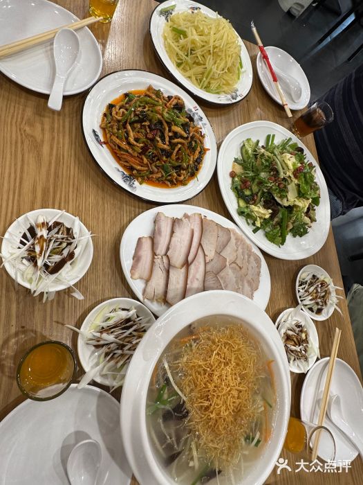 李连贵熏肉大饼(沈阳站店)图片