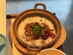 特色腊味煲仔饭-百年果林椰子鸡(中洲店)