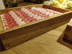 -礼舍·和牛火锅·烤肉·料理餐厅(华茂店)