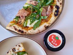 -城市大道红炉披萨烘焙坊