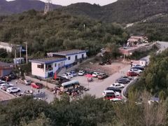 -鬼笑石后山停车场