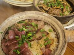 黄鳝牛肉煲仔饭-关氏饮食店