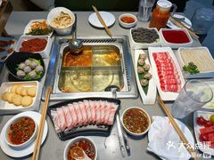 -海底捞火锅(杭州滨江九宜城店)