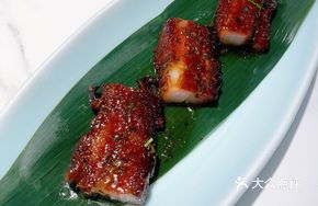 Red Sauce Black Barbecue Pork