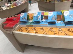 -钟书阁(群光广场店)
