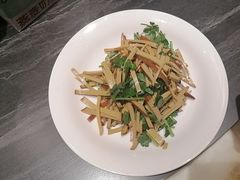 -梁家大院•农家菜(昆山会展中心店)