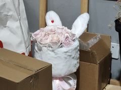 -何兮花店·气球派对鲜花店(马桥银春路万科城店)