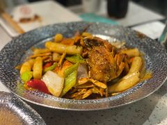 年糕香辣大闸蟹-叶派龙虾·招牌十三香(合肥路首店)