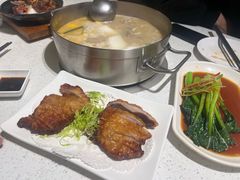 -肥仔文澳门猪骨煲(南京西路店)