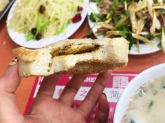 吊炉烧饼-教师之家赵家羊汤馆(东青龙街店)