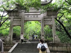 -灵岩山风景区
