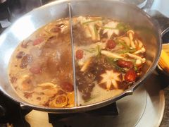 -湊湊火锅·茶憩(新中关购物中心店)