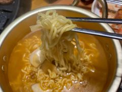 -万兴佳烤肉·长白山老味道(东岸里店)