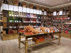 面包甜点陈列柜-VENCHI 闻绮(北京国贸商城店)